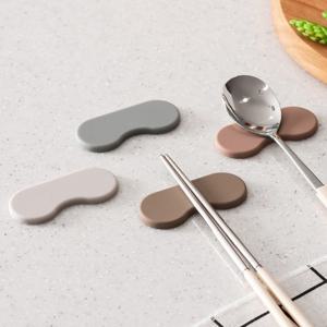 국산 플라이토 실리콘 누비 수저받침대