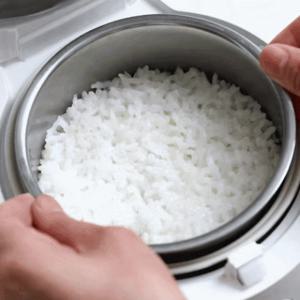 미니 저당 밥솥 저혈당 당뇨밥솥 일반 가정용 1인용 소형 자취생 전기보온밥통 블랙 +찜트레이 포함