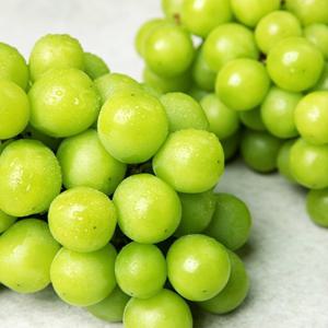 [잇츠푸드] 고당도 샤인머스켓 2kg(3-4수/개당500-650g)