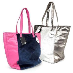 [기타]아디다스 빅사이즈 여성 퍼 숄더백 AWT94 넉넉한 수납 공간 가방