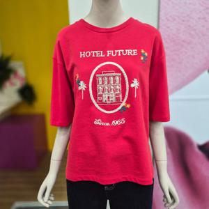 [베네통]베네통 자수 포인트 오버핏 반팔티셔츠 BATS08511  RD