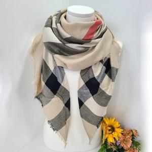 [애슬릿] 여성 B 체크 무늬 삼각 롱 스카프 머플러