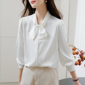 [몽벨리즈]헬렌리본샤틴블라우스 mde2302778