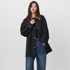 플라스틱아일랜드 [7%쿠폰적용가 : 73,656원][SSG단독] 페이크 레더 카라 사파리형 점퍼 (2color)