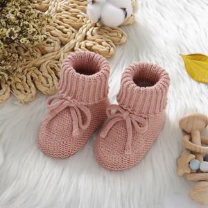 아기 신발 솔리드 컬러 니트 신생아 소년과 소녀 부츠 첫 워커 부드러운 바닥 유아 unisex 신발 0-18m 어린이 부티