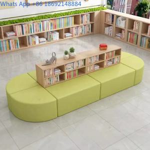 도서관 그림책 보관 선반 소파 상업용 레저 공간 커뮤니티 활동실 거실 학교 구역