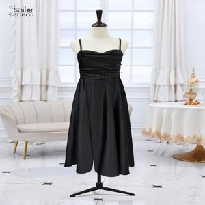 여성 주름 디자인 사선 슬릿 틈새 슬림핏 슬리밍 A라인 롱 스커트가 있는 관광객 휴가 스타일 캐미솔 드레스