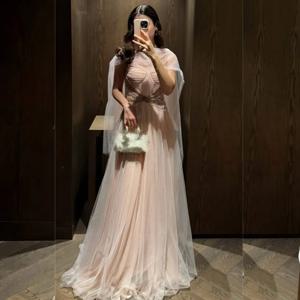 맞춤형 우아한 망사 주름 장식 스팽글 A라인 스파게티 스트랩 롱 드레스 맞춤형 행사용 고품질 반짝임