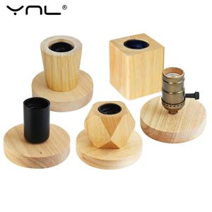 현대 레트로 나무 테이블 램프 다면체 E27 책상 램프 EU 플러그 거실 침실 머리맡 램프 장식 나무 기본 테이블 조명