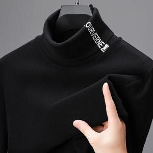 트렌디한 터틀넥 정교한 알파벳 자수 긴팔 티셔츠 남성 스웨터 벨벳 포근한 한국풍 가을겨울 신상 캐주얼 맨투맨