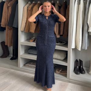 여성용 시크한 반팔 슬림핏 롱 드레스 레트로 텍스처드 싱글 브레스티드 하이 스트리트 비스티도스 2026 캐주얼 통기성 드레스