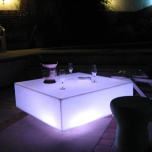 충전식 LED 바 테이블, PE 소재 사각 트레이, LED 가구, 파티, SK-LF23, L60 * W60 * H13cm 1pc