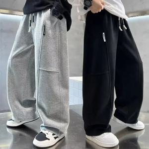 2026 새로운 봄 캐주얼 키즈 바지 블랙 탄성 허리 스트레이트 레그 스웨트 팬츠 소년용 루즈 포켓 아동 바지