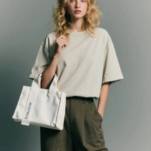 스퀘어 토트백 크로스백 텀블러 여성 데일리 에코백 가방 케인 M722250