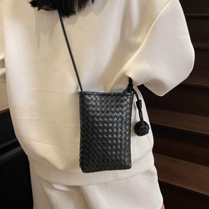 피디씨공감 위빙 미니백 가죽 스트랩 핸드폰가방