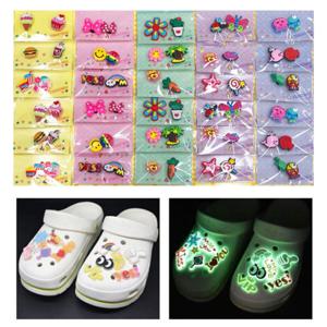 10개 묶음 랜덤 인형 야광 자비츠 신꾸 파츠 EVA 실내화 파츠 유치원 초등학생 어린이집 생일 단체 선물