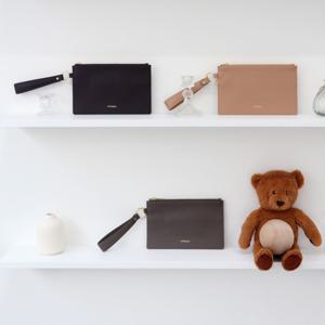 Emily Pouch(에밀리 파우치)  손목 스트랩 멀티 파우치