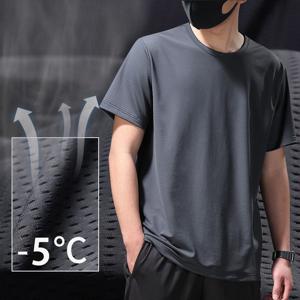 남자 여름 반팔 쿨 티셔츠 기능성 냉감 쿨링 러닝 운동복 라운드 티 시즌 할인 중