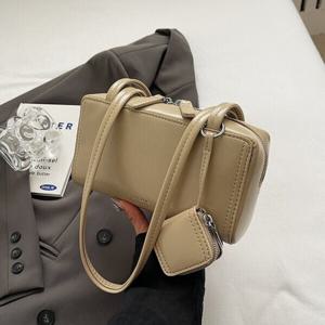 롱핸들 바게트 숄더백 데일리 캐주얼 백