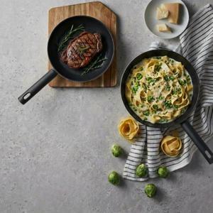 눌러붙음X매직쉐프 가벼운 인덕션 후라이팬 궁중팬 세트 28cm 안전한 코팅팬 선착순21명 한정_도마증정