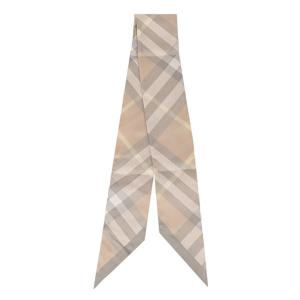 (명품) 버버리 스키니 체크 실크 스카프 8083300