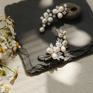 바이데이지 담수진주 큐빅 모빌 브로치 Bb0445