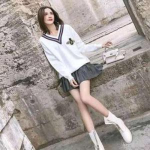 [의류] F32133 기본스타일 V넥 심플 니트티 스웨터 스쿨룩