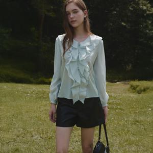 [잇미샤] 잇미샤 페이크 레더 하이웨이스트 쇼츠 ITP9ZLP710 ITP9ZLP710