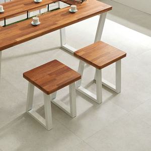 [착불배송] CZ3340 멀바우 1인 스툴 의자 400 2colors 원목가구 원목의자 원목체어 스툴의자 식탁의자 인테리어의자 주방가구 1인의자