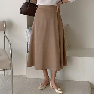 아이우먼 안나밴딩주름롱스커트 LTQ170M411 빅사이즈