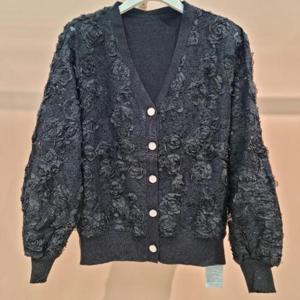 라티움 HC34 봄간절기 앞오픈형장미꽃레이스 퀴노아짧은니트가디건 T2613cd08