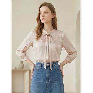 [조이너스]새틴 자가드 리본 블라우스_JACU4-WRB100