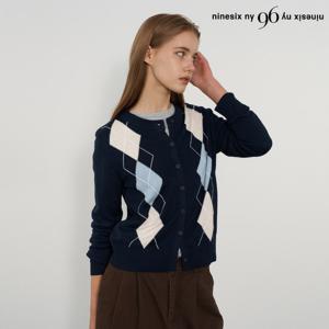 [나인식스뉴욕(영캐릭터)]데일리 아가일 라운드넥 긴팔 가디건 (NP3CK019L0)