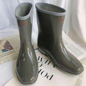 여성 아웃솔 테두리 배색 디테일 레인부츠 앵클 장화 WE3D1EB