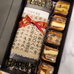 [산정마을] 도라지정과 350g+곶감산도5개입 선물세트+보자기 포장