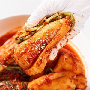 [대한민국농수산] 원재료 국내산 100% 알타리 무 총각김치 1kg