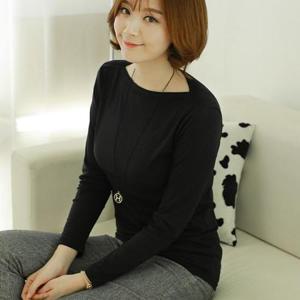 [웬디즈갤러리]입술 티셔츠 / 여성 보트넥 스판 이너 베이직 ITS005