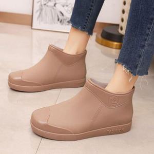 여자신발 여성 방수신발 고무 레인부츠 장마부츠 장화 2컬러