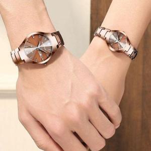 브라운 방수 커플 시계DG WFDD7D1