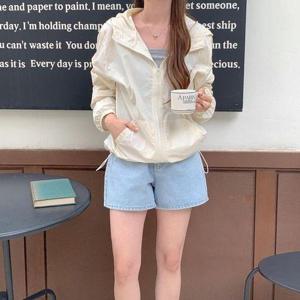 [옷자락]여자 여름 살안타 스토퍼 바람막이 후드 집업 점퍼