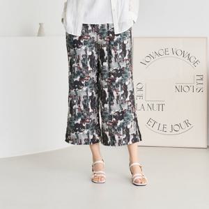 [엘클로] 여성 여름 인견 밴딩 옆트임 8부 통바지