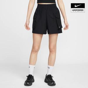 [나이키코리아공식]여성 나이키 에센셜 우븐 하이웨이스트 5인치 카고 쇼츠 HM6983-010