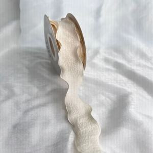 새로운 10 야드 Fishtail 원사 리본 선물 포장 꽃다발 웨이브 에지 Pleated 선물 포장 재료 2.5cm DIY 장식
