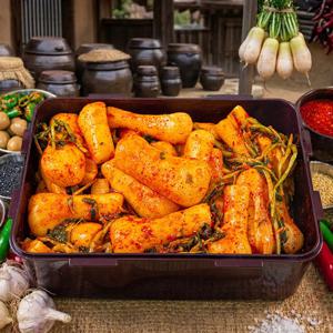 시원하고 칼칼한 풍미! 26년 황쉐프 알타리김치 (2kg, 4kg)