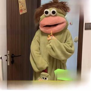 두꺼운 플러시 수면복 만화 소시지 입 몬스터 커플 홈웨어 롱 기장 남성 로브 여성 파자마 아동 파자마