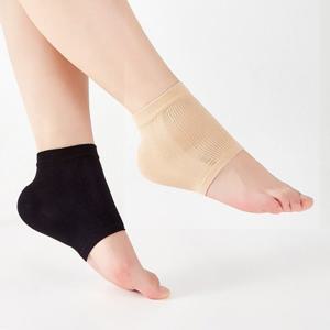 라온 뒤꿈치 발꿈치 실리콘 덧신 풋패드 뒷꿈치 보습 케어 굳은살 각질제거 블랙