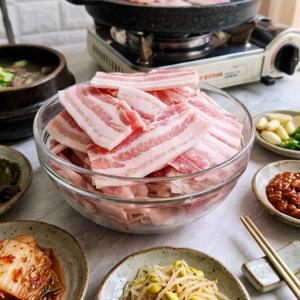 돼지고기 옛날 냉삼 2kg 바라던 냉동삼겹살 대용량