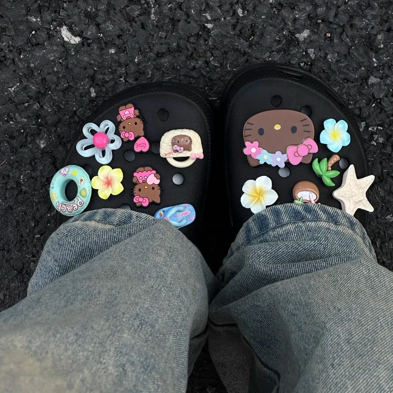 브라운 헬로키티 하와이안 테마 슈참 여름 비치 클로그 액세서리 샌들 클립 DIY 장식 여성 파티 선물