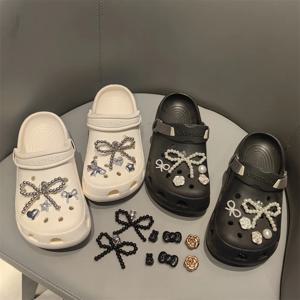 1 세트 새로운 진주 활 구두 매력 세트 진주 꽃 고급 구두 장식 DIY 3D 분리형 버클 신발 액세서리