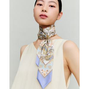 닥스 액세서리 26SS SILK 100% 페이즐리 블루 실크 쁘띠 스카프 DCSC6E551Y1